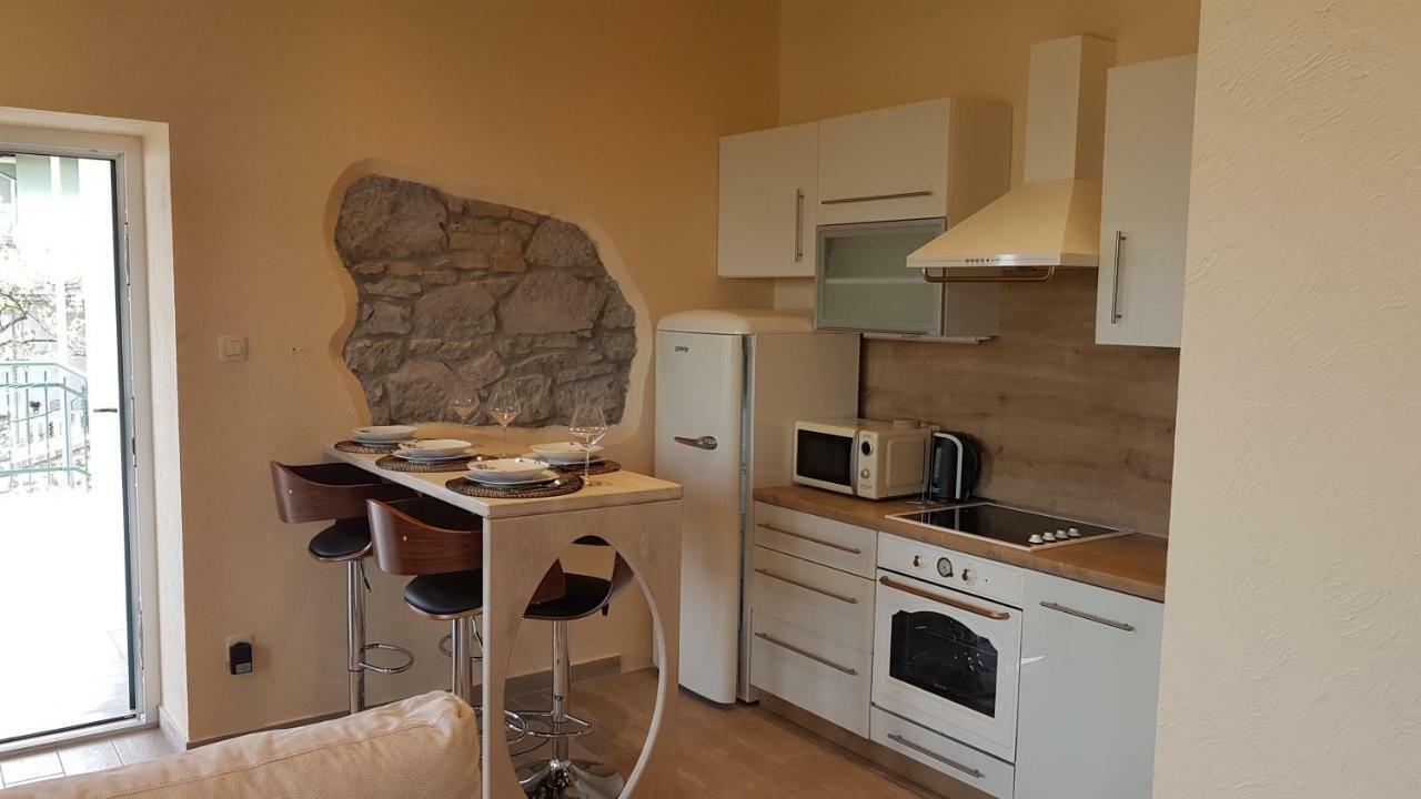 Apartments Opatija-Ičići エクステリア 写真